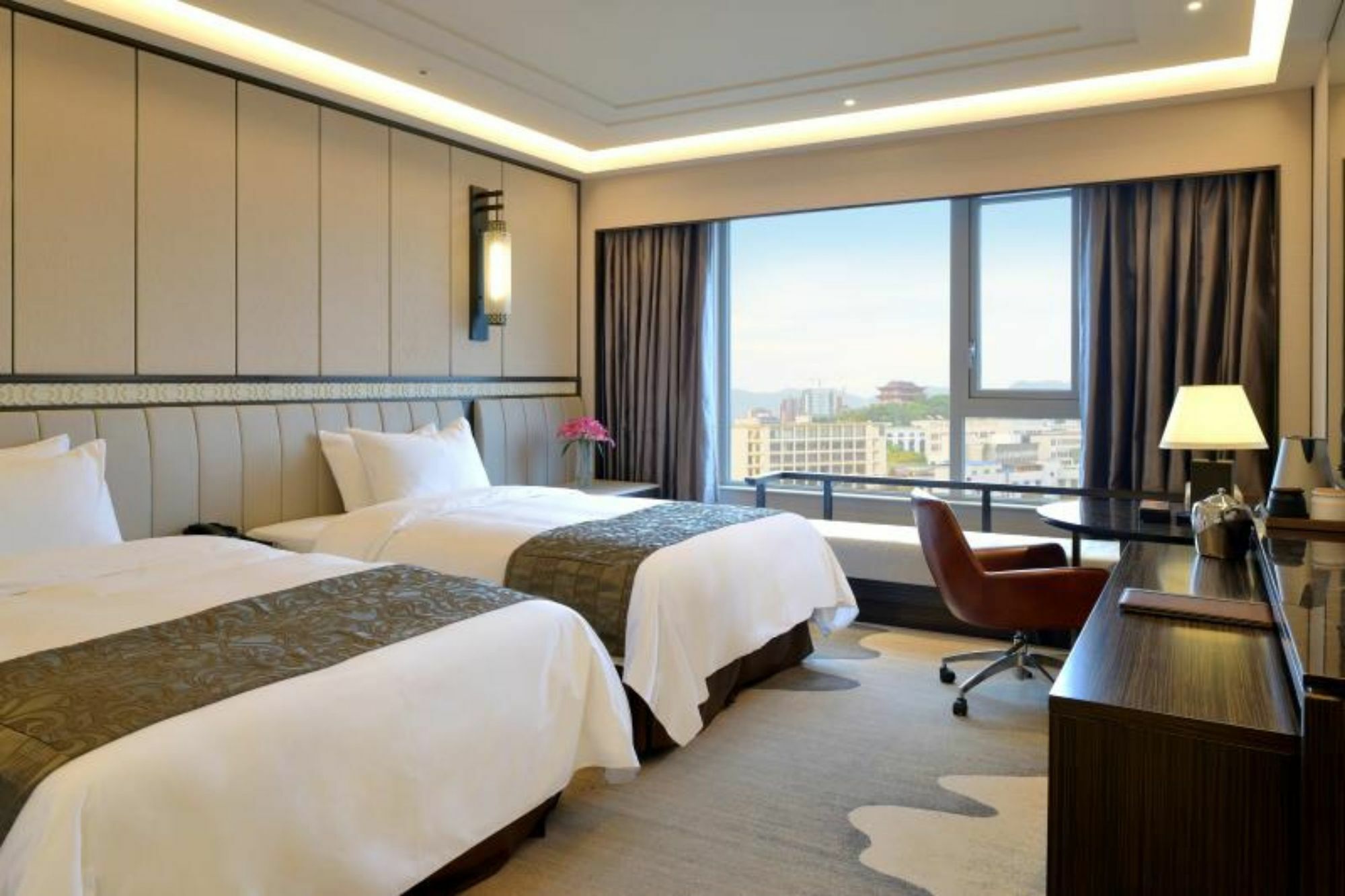 Fuzhou Lakeside Hotel Exterior photo